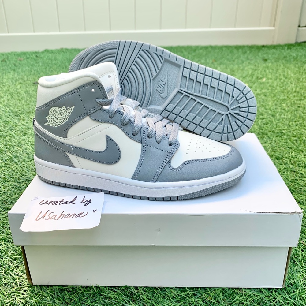 Nike Air Jordan 1 mid grey white shoes (rare) - Picture 4 of 4